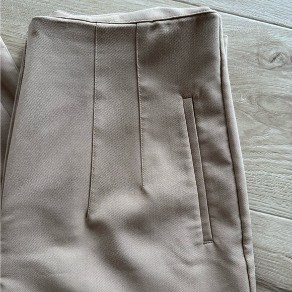 Zara tan pleated ankle pant - Picture 6 of 7